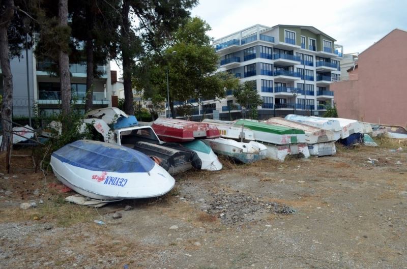 Sahipsiz teknelere satış yolu gözüktü
