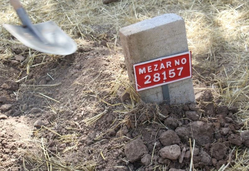 Bebeğinin ölümüne neden olup çöpe atan kadına 