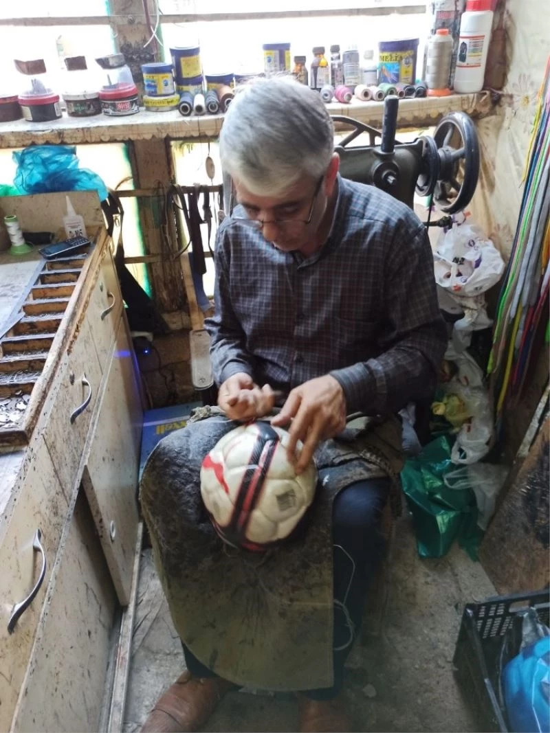 Çocukluğundan beri yaptığı işi şimdi yılda bir kez yapıyor
