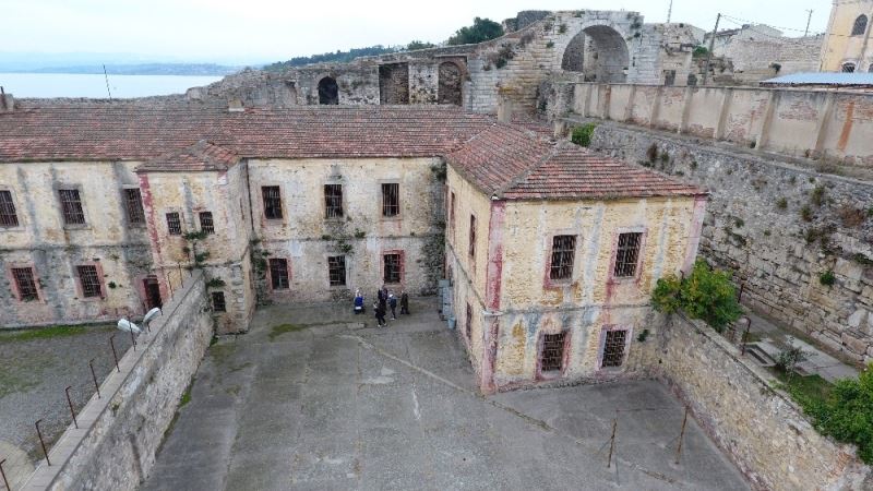 Sinop Tarihi Cezaevi’nde Roma dönemi kitabeleri bulundu
