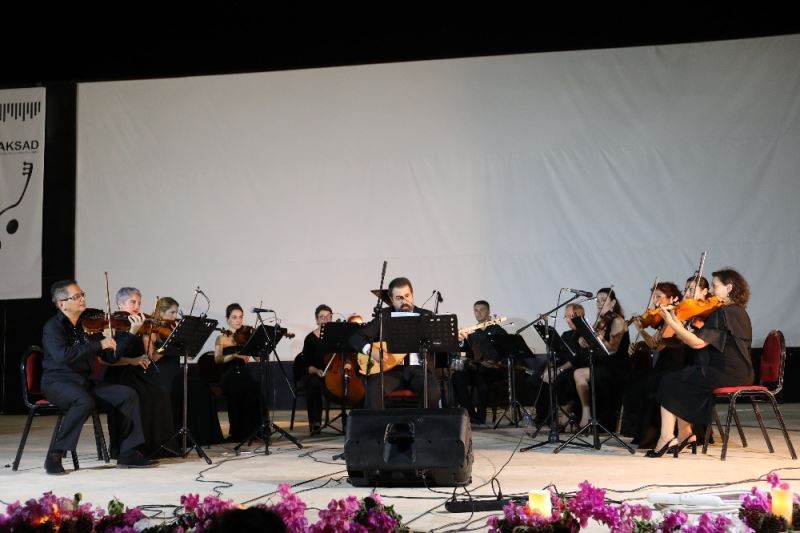 Marmaris Amfi Tiyatro’da “Yaz Esintisi” konseri düzenlendi
