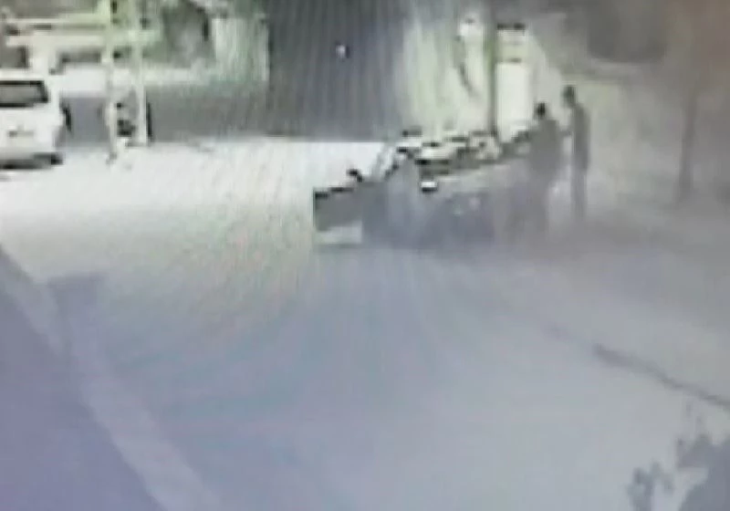 Konya’da 154 bin liralık kabloyu çalan hırsızlar kamerada
