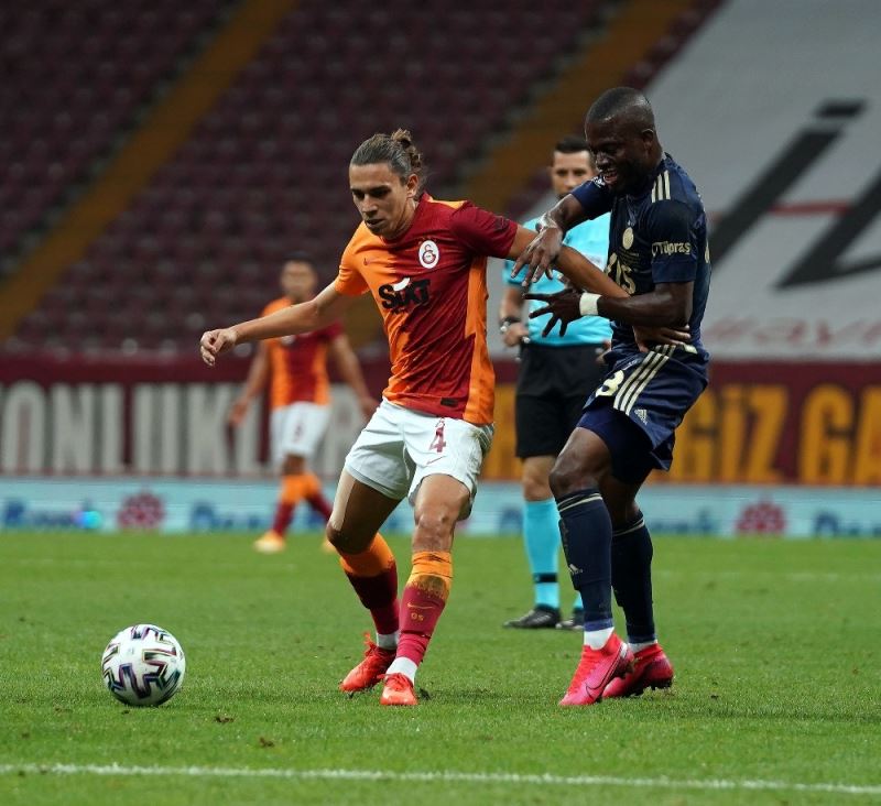Galatasaray’da 5 futbolcu ilk kez derbide oynadı
