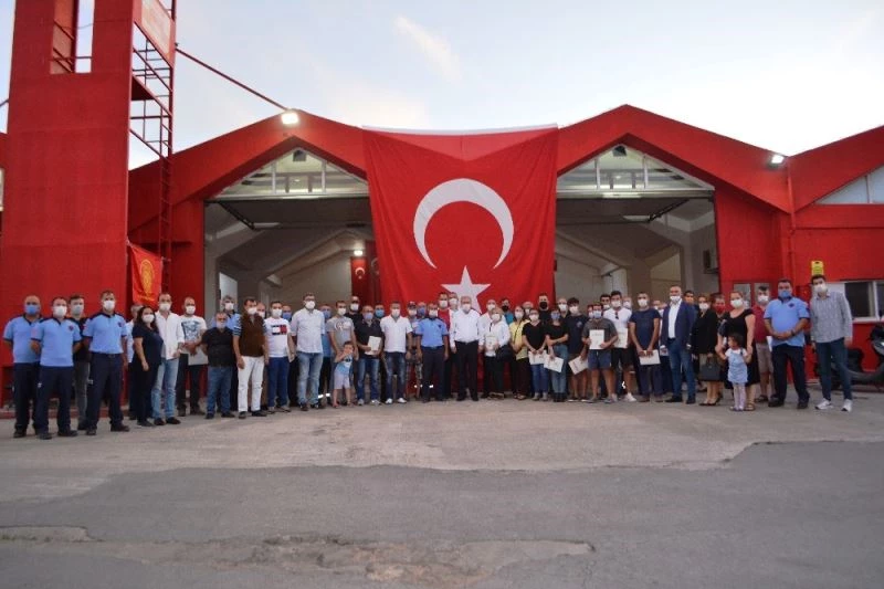 Ayvalık’ta 66 gönüllü itfaiyeci sertifikalarına kavuştu
