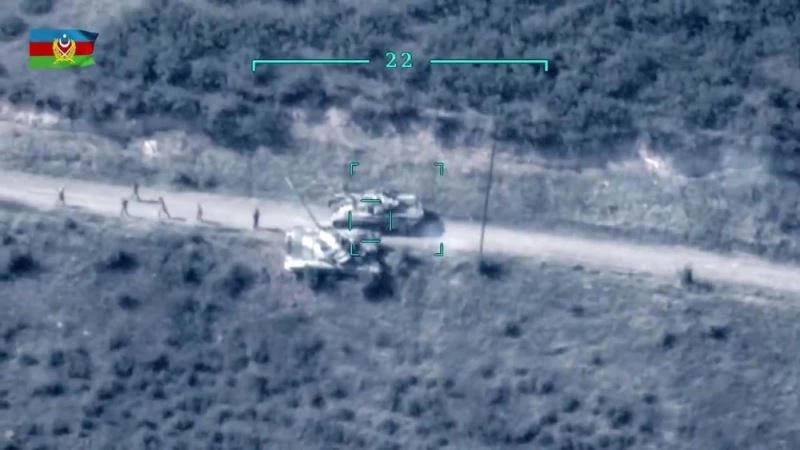 Azerbaycan Ordusu, Ermeni ordusuna ait askeri teçhizatı nokta atışıyla imha etmeye devam ediyor
