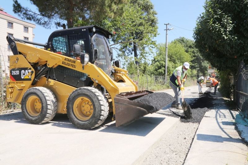 Atakum Belediyesi’nden 23 bin metrekarelik alanda asfalt onarımı
