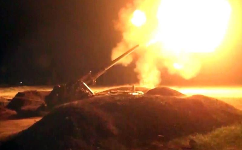 Azerbaycan ordusu, Ermeni ordusuna ait 1 tankı ve 10 askeri daha vurdu
