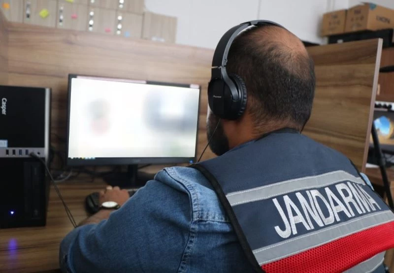 Asker tespit etti, 46 siteye erişim engeli getirildi
