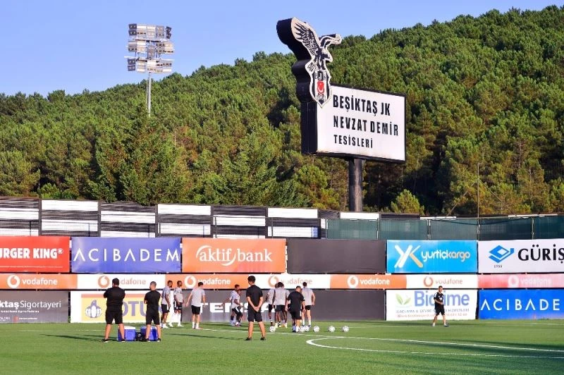 Beşiktaş’ta Montero ilk antrenmanına çıktı
