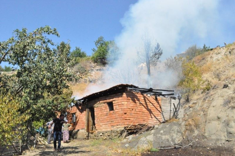 Sungurlu’da tandırlık yangını
