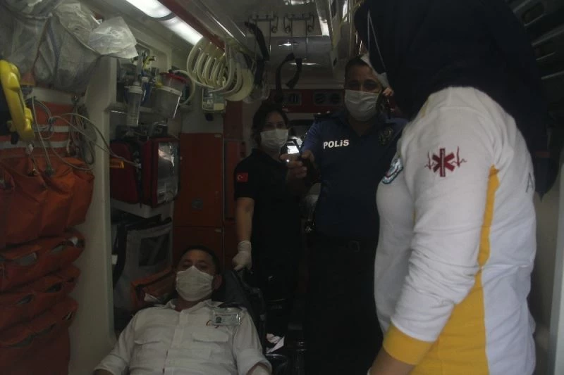 Bankanın güvenlik görevlisi bıçaklandı
