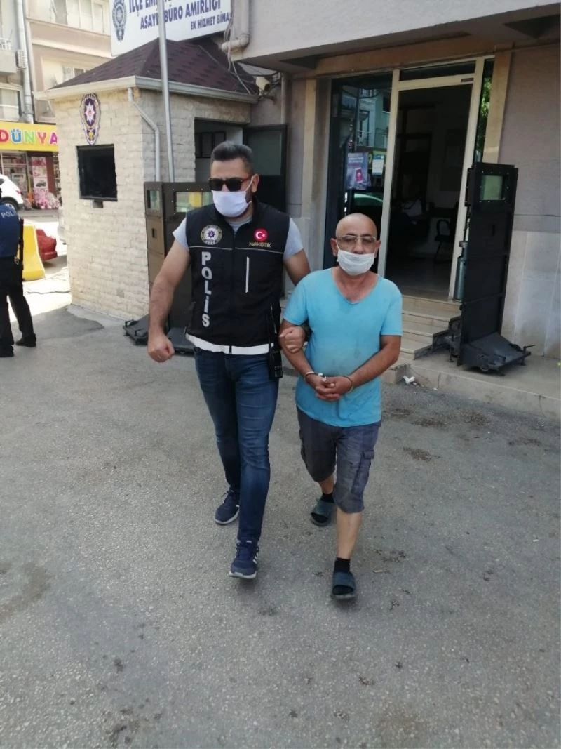 Narkotikten esrar operasyonu
