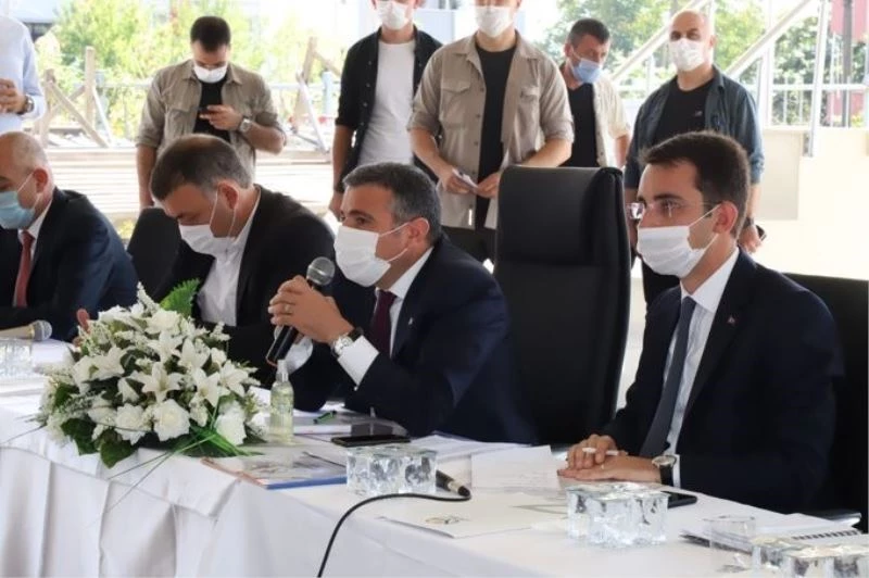 Çilimli’de mahalle ve köy muhtarları ile toplantı yapıldı
