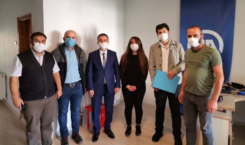 Cumhurbaşkanlığı İletişim Başkanlığı Erzincan Bölge Müdürü Yahya Tekin, Bayburt’ta basın kuruluşlarını ziyaret etti

