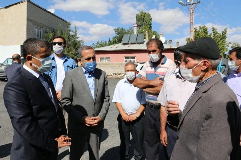 Kaymakam Mehmetbeyoğlu ve Milletvekili Arvas asfalt çalışmalarını inceledi
