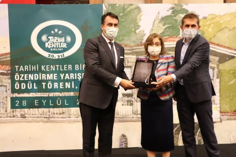 Sabun Hanı projesi ve Ben Antep’im filmine ödül
