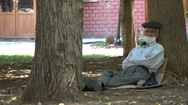 Sıcak hava vatandaşları bunalttı
