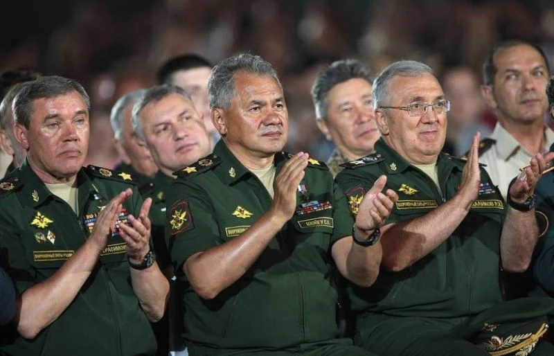 Rusya Savunma Bakanı Şoygu’dan NATO’ya Karadeniz tepkisi
