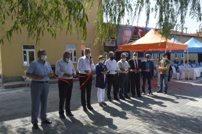 Tavşanlı’nın Kuruçay beldesi Güzelyurt mahallesi doğal gaza kavuştu
