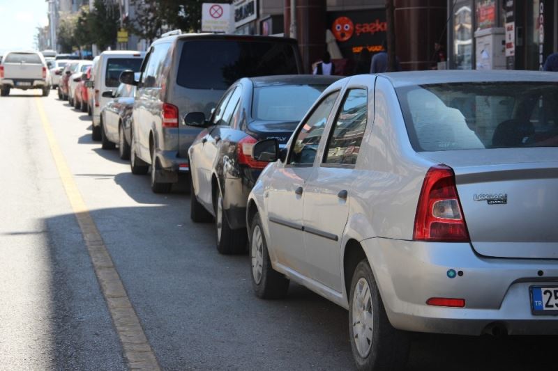 Erzurum’da 4 bin 854 araç el değiştirdi
