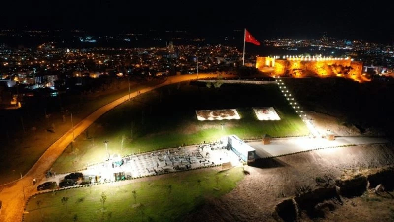Kayaşehir’de gezen sinema tırı ile açık havada sinema keyfi
