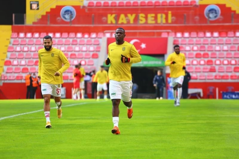 Yeni Malatyaspor’a Tetteh ve Acquah şoku
