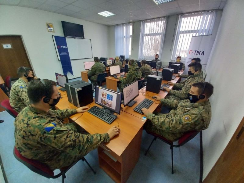 TİKA’dan Bosna Hersek Silahlı Kuvvetler Mesleki Gelişim Eğitim Merkezine destek
