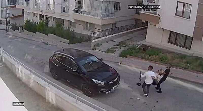 Tanımadığı kişilerle birlikte uyuşturucu kullanan kadın hayatını kaybetti
