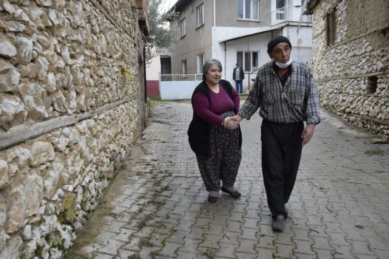 (Özel) Engelli karı-kocanın her şeye rağmen masal gibi aşk hikayesi
