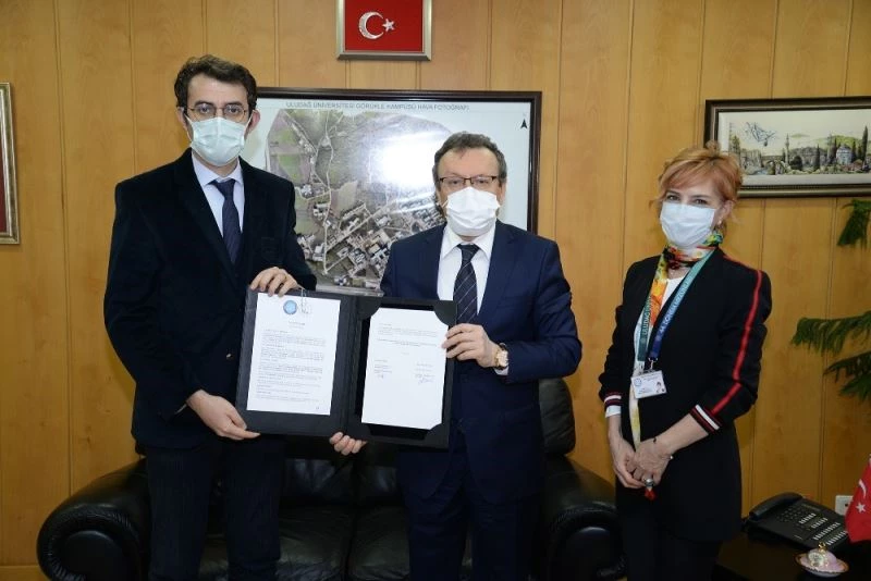 Patika Derneği’nden Tıp Fakültesi öğrencilerine büyük destek
