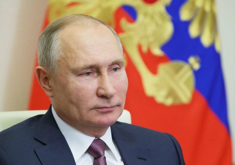 Rusya Devlet Başkanı Putin: “Toplu aşılama önümüzdeki hafta başlayacak”
