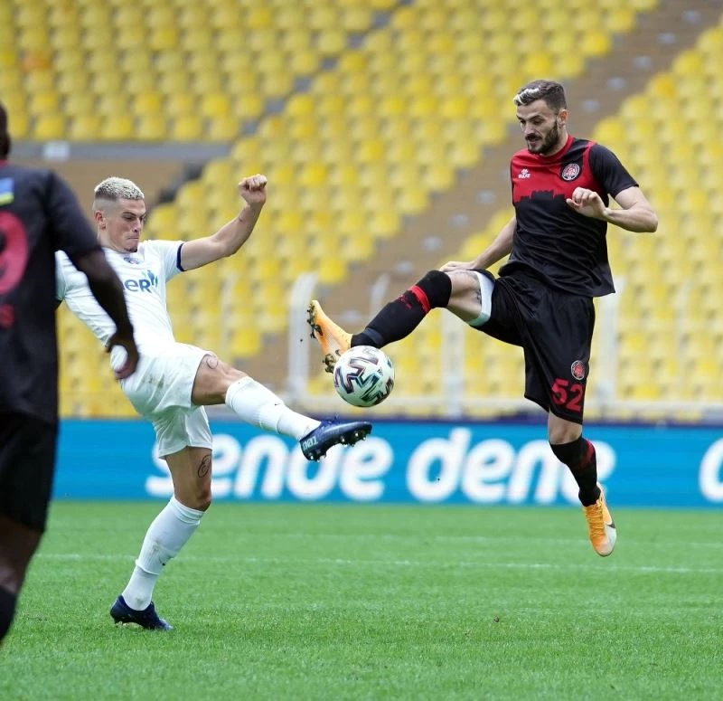 Karagümrük’te Erik Sabo dönüyor
