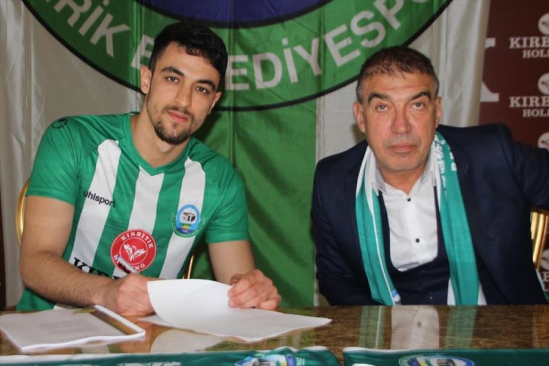 Serik Belediyespor forvet oyuncusu Berke Doğukan Önde ile anlaştı
