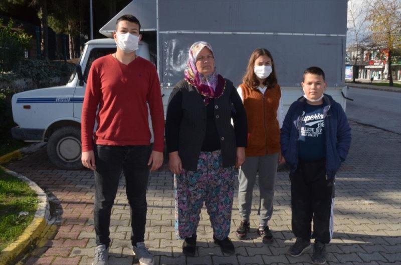 Antalya’da kasasında iki çocuğun bulunduğu kamyoneti kaçıran şüpheli yakalandı
