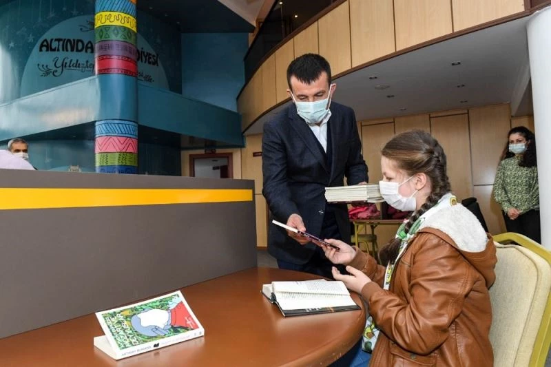 Yıldıztepe Kütüphanesi’ne gençlerden büyük ilgi
