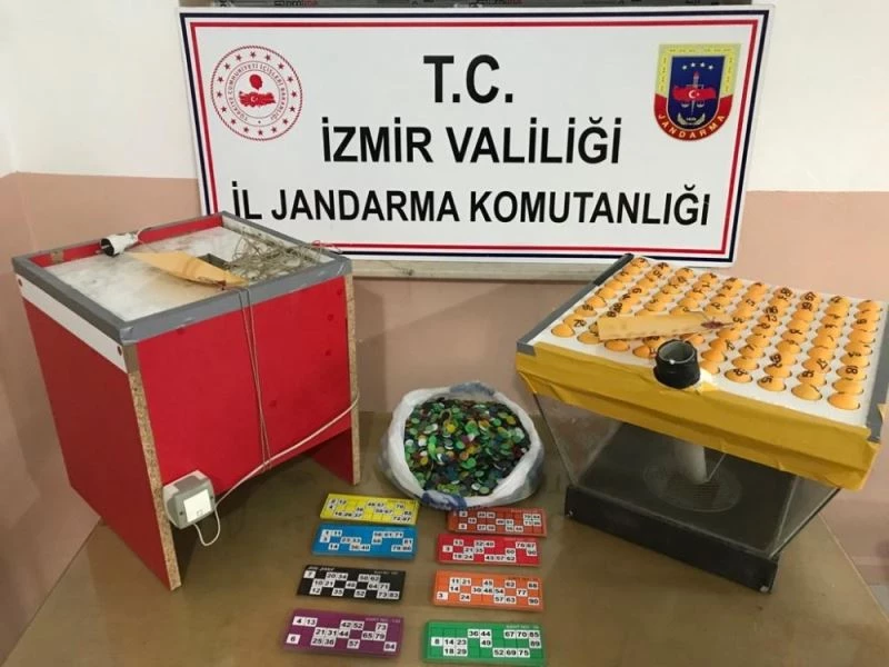 İzmir’de kumar operasyonu: 59 kişiye 267 bin 349 lira ceza kesildi
