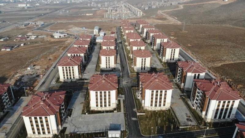 Elazığ’da 676 depremzede daha çekilen kurayla evlerine kavuştu
