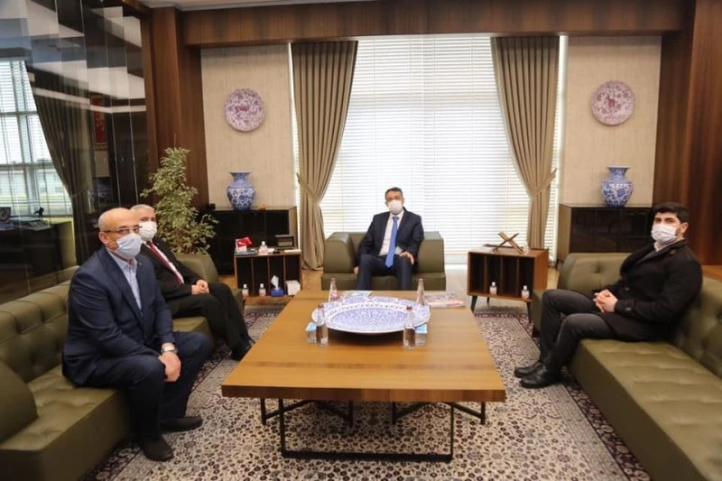 Vali Çelik: “Yatırımın önünü açmak bizim görevimiz”
