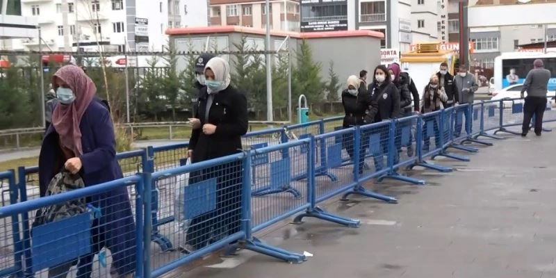 17 FETÖ şüphelisinin 8’i daha adliyeye sevk edildi
