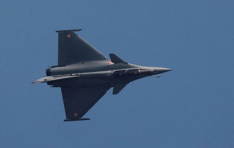 Yunanistan parlamentosundan Fransa’dan 18 Rafale tipi savaş uçağının alınmasına onay
