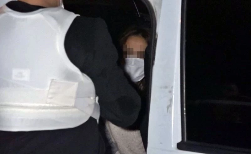 Şiddet gördüğü gerekçesiyle KADES butonuna basan kadının şikayetçi olduğu eşi, serbest bırakıldı
