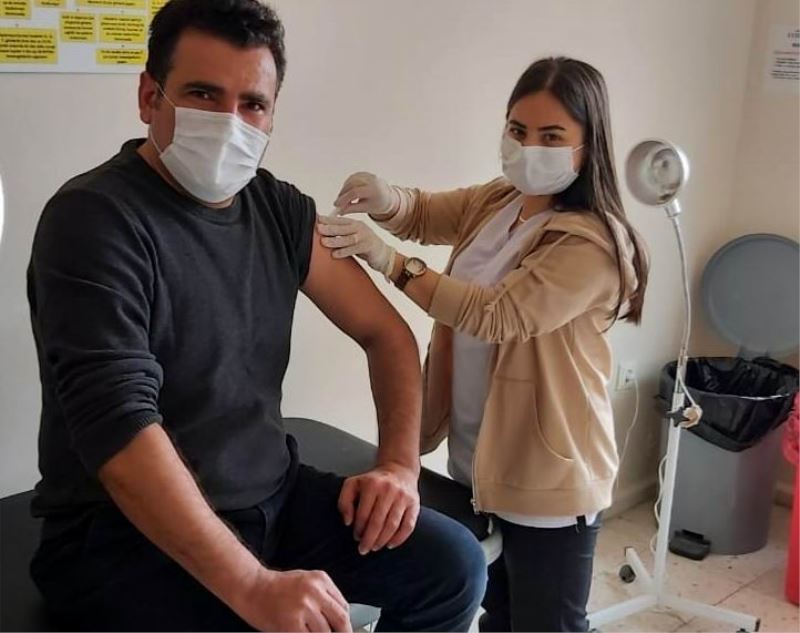 Sağlık Çalışanları Derneğinden ’Aşı Olun’ Çağrısı
