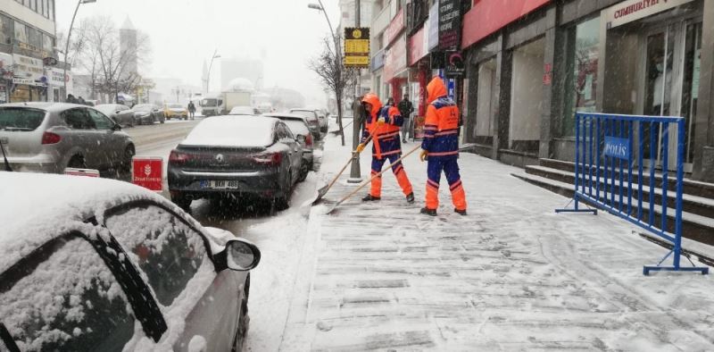 Erzurum kar’a teslim
