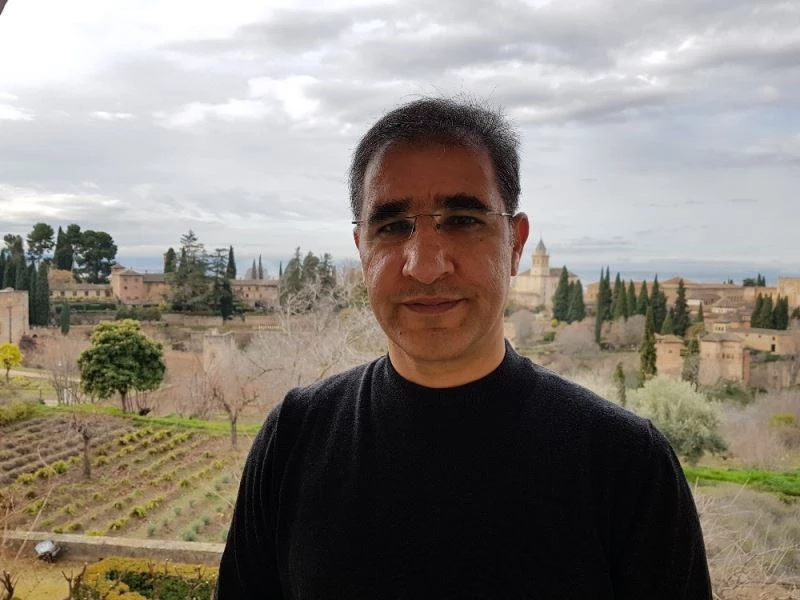 Şair-Yazar Abdulvehap Ballı’nın Yeni Kitabı ’Endülüs’ çıktı
