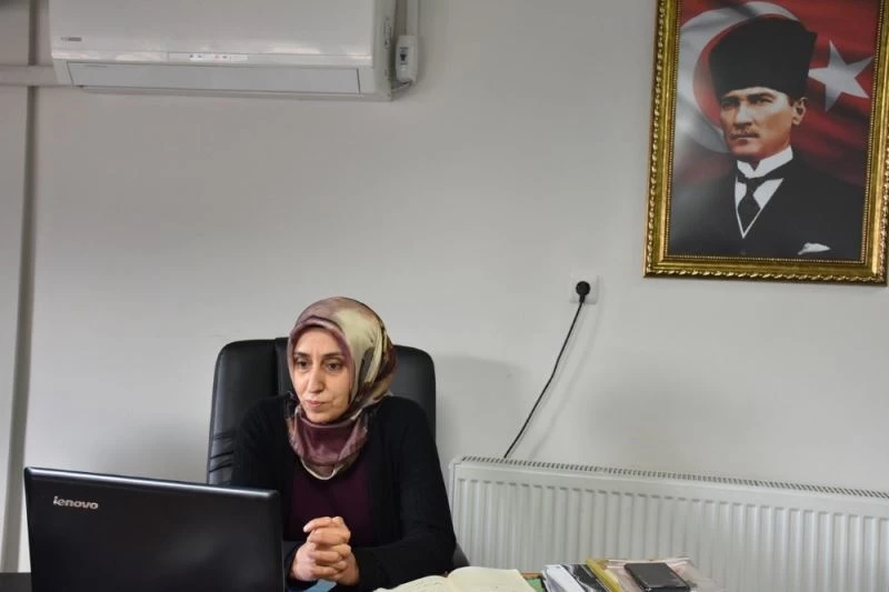 Malatya’da sınava girecek gençlere kaygı semineri
