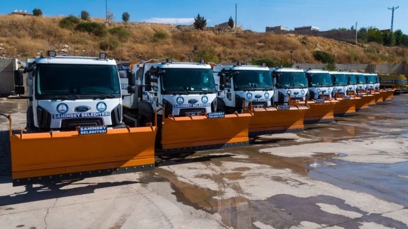 Şahinbey’de karla mücadele 137 kişilik ekip ile yürütülecek
