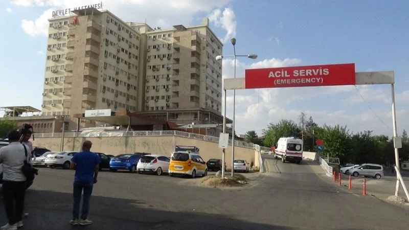 Diyarbakır’da üstüne kuma getirildiğini öğrenen kadın, kocasını bıçakladı
