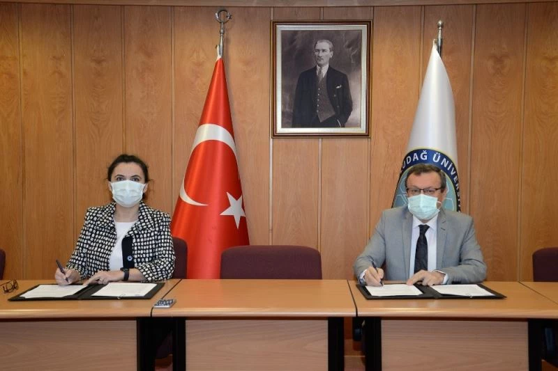 BUÜ, firmalarla işbirliğini sürdürüyor
