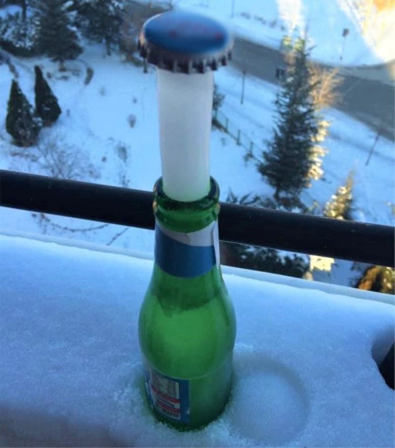 Donan maden suyunun ilginç görüntüsü
