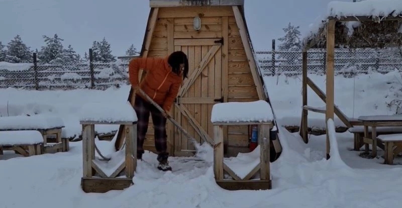 (Özel) Şehir hayatından sıkılıp dağa kaçtılar...
